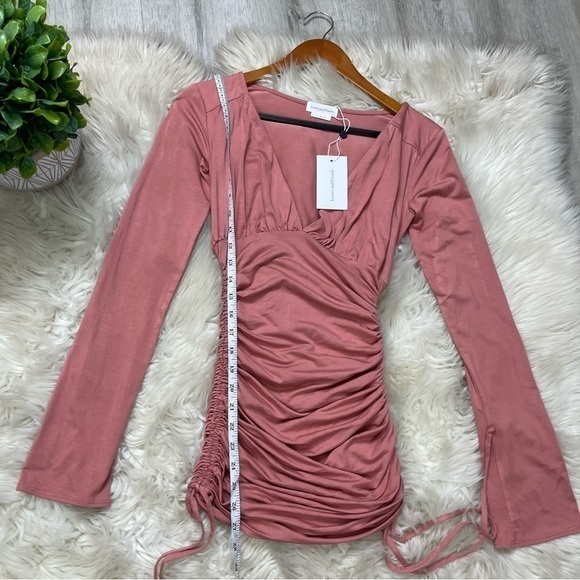 Lovers + Friends Willow‎ Dress in Rose Pink - Picture 3 of 9